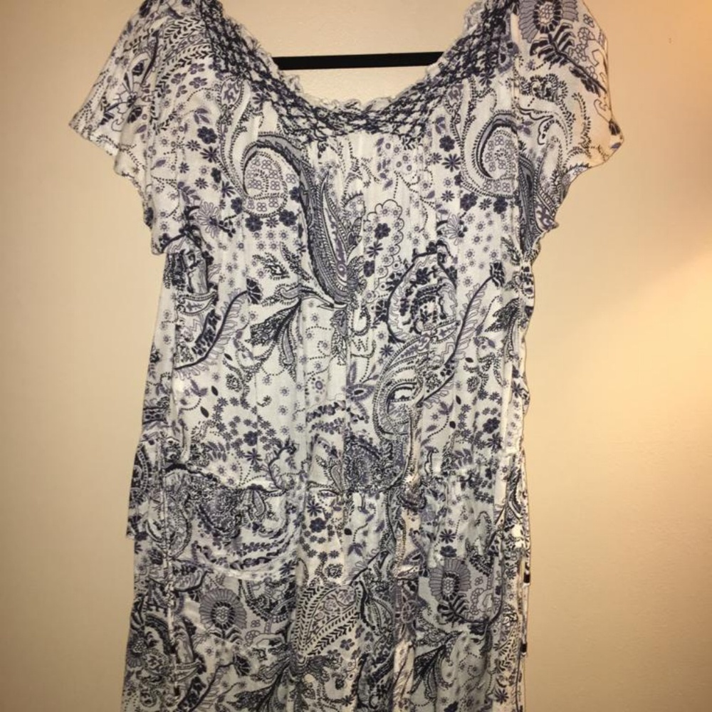 Dress - Picture 2 of 3